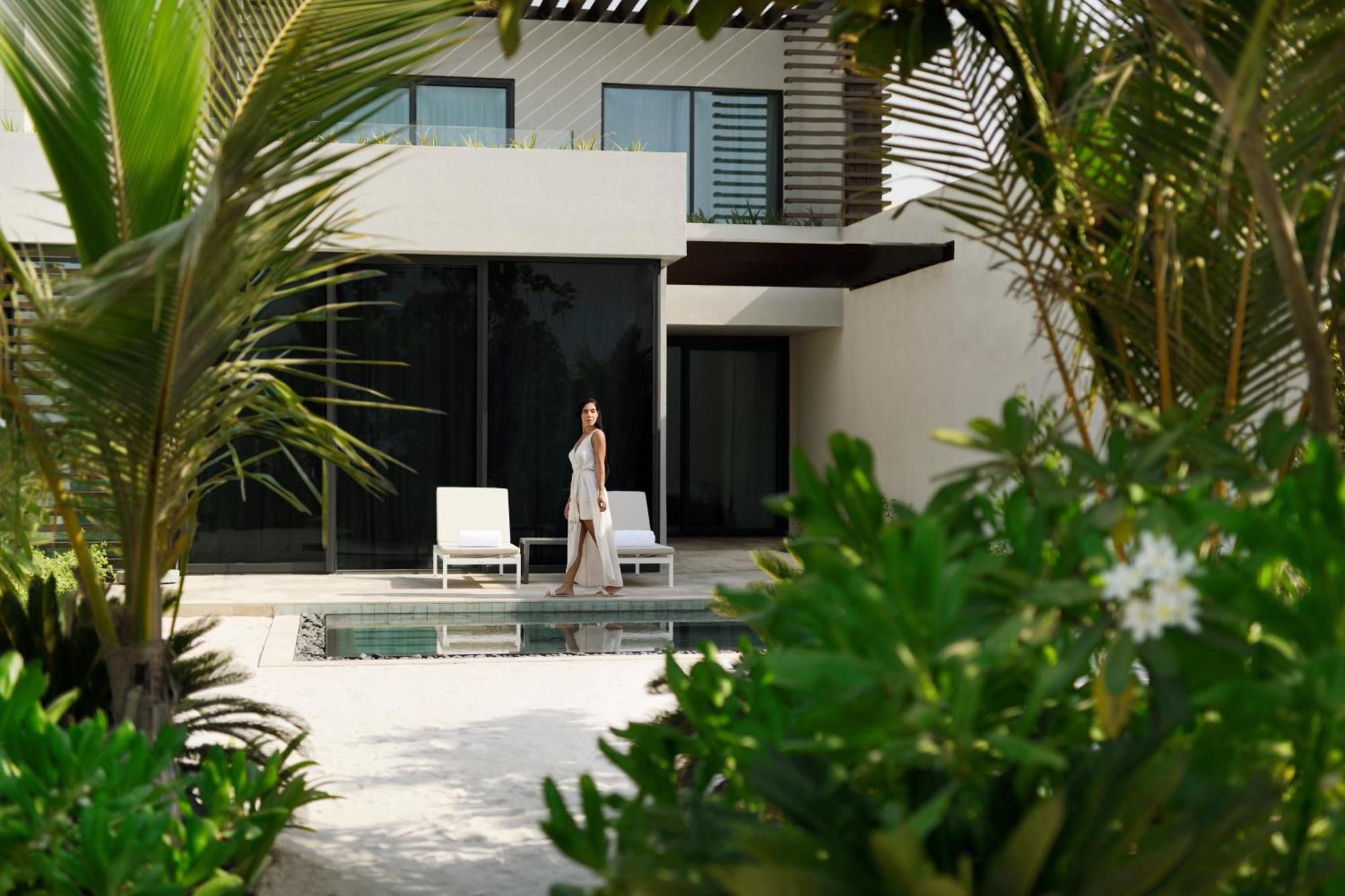 Курортный комплекс Moevenpick Al Marjan Island